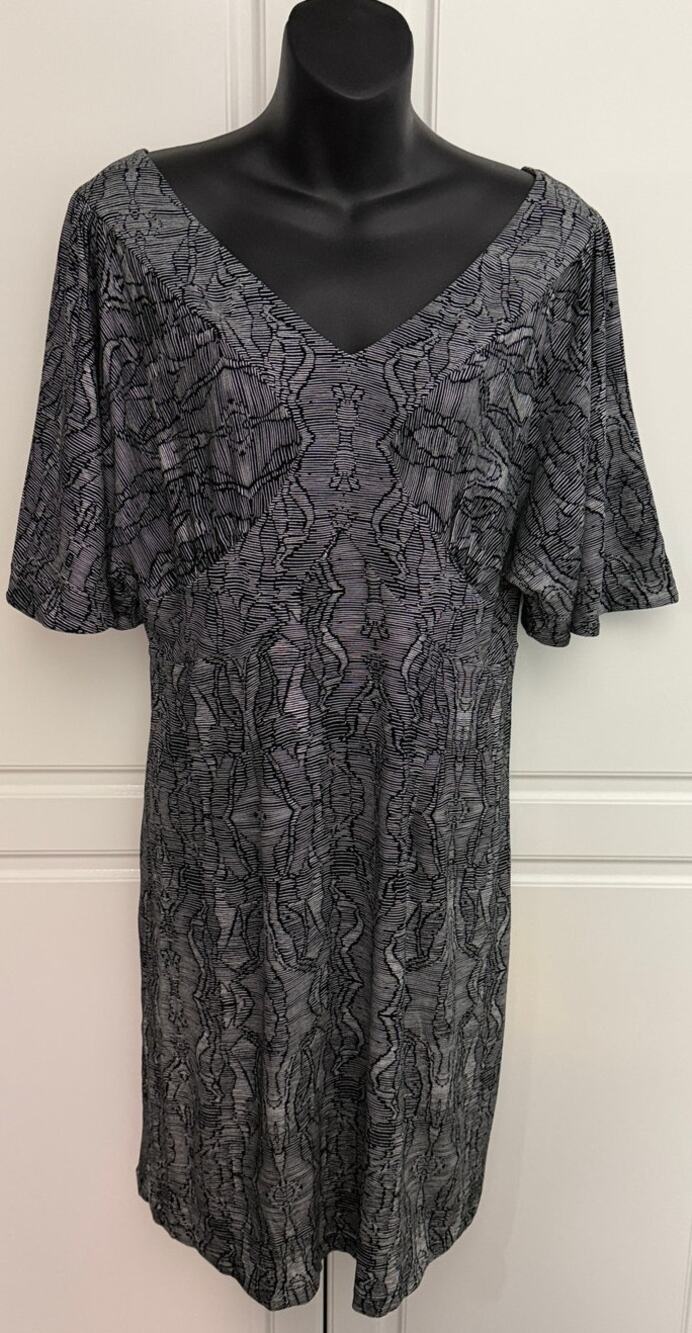 Cabi Twirl Mini Dress Black with Double V-neckline Flutter Sleeve Size M